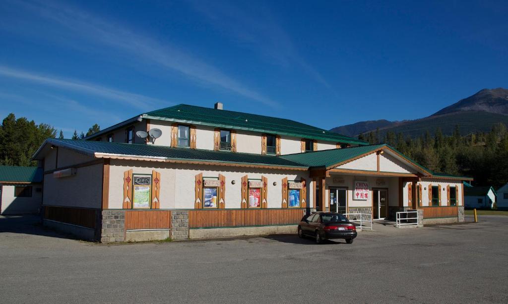 Valemount Hotel Exterior foto